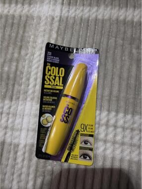 NEW Maybelline New York the Colossal Volum' Express Mascara- 231 Classic Black